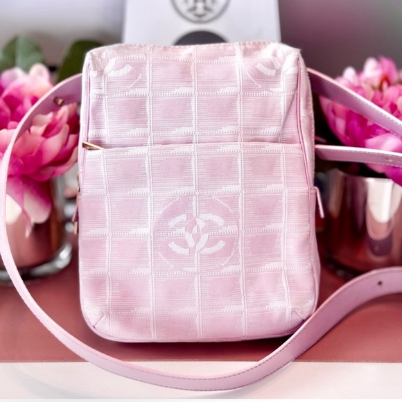 Like for the Everything Pink Show 💗💗💗💗 - Picture 7 of 16